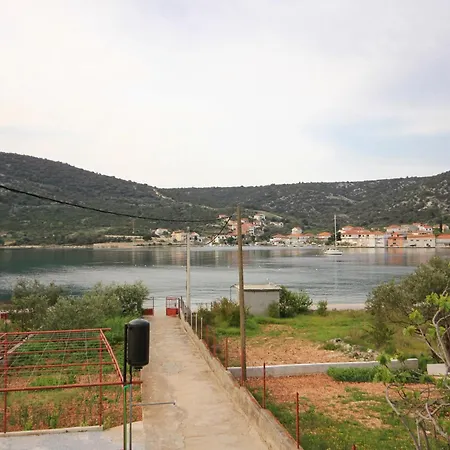 By The Sea Vinisce, Trogir - 10006 Διαμέρισμα Marina