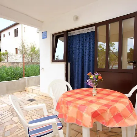 By The Sea Vinisce, Trogir - 10006 Διαμέρισμα Marina